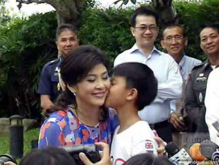 นายกฯ เปิดบ้านทำบุญวันเกิดครบ 45 ปี