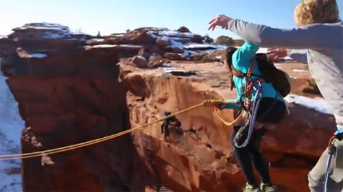  แฟนสาวร้องบอกเลิกสุดเสียง หลังแฟนแกล้งผลักตกหน้าผา