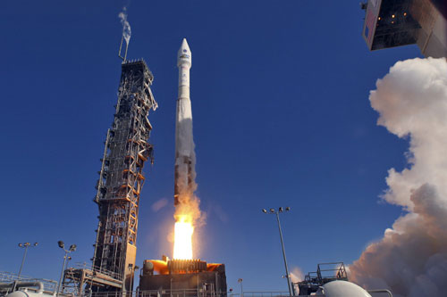 นาซาปล่อยแลนด์แซต 8 ดาวเทียมสำรวจโลกใหม่ขึ้นสู่อวกาศ