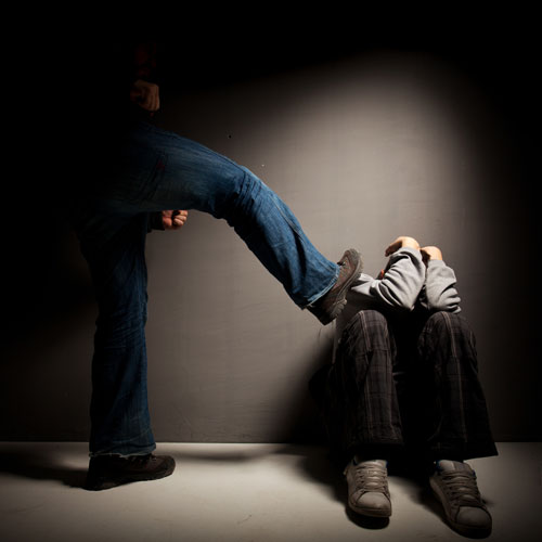 งานเข้า! หนุ่มเชียงรายเซ็ง ชื่อซ้ำผู้ต้องหาเตะเมียตกบันไดตาย