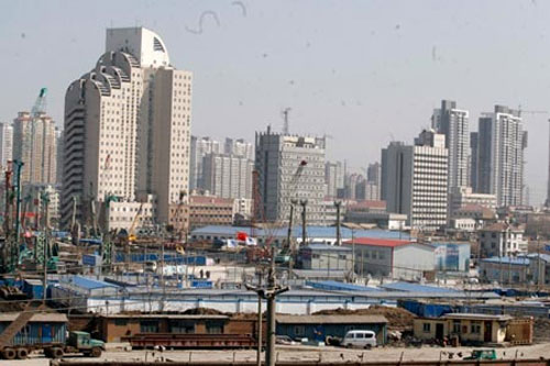 สุดยอดแห่งการเลียนแบบ! รวมสิ่งก่อสร้างชื่อดังทั่วโลก ที่โผล่ในจีน