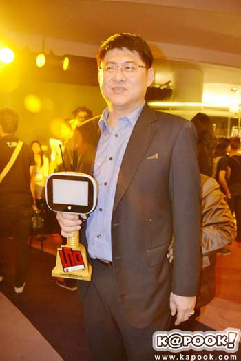 วงเสวนา จี้ สรยุทธ รับผิดชอบ-แนะถอนสปอนเซอร์ช่อง 3 