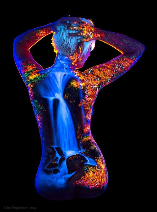 บอดี้เพ้นท์เรืองแสง