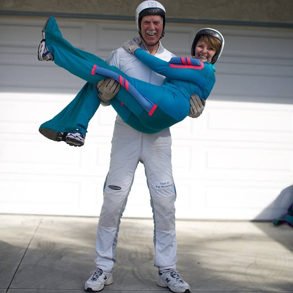 ภาพผู้สูงอายุน่ารัก ตายายสุดซ่า อายุ 60 อัพแต่ดูไม่แก่เหมือนอายุ