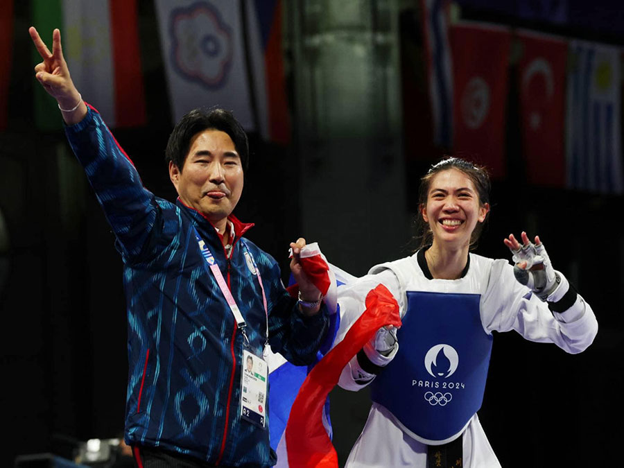 น้องเทนนิส