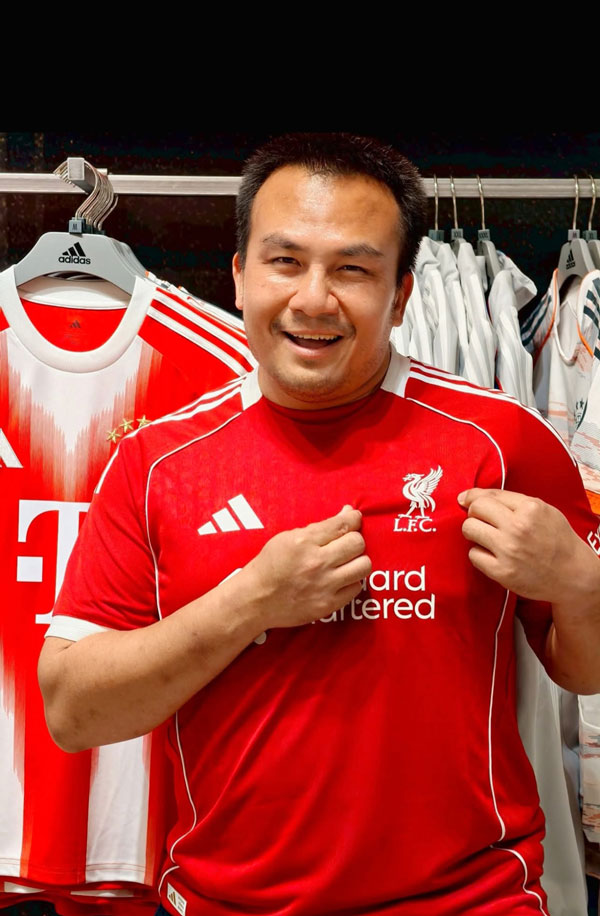 สมปอง นครไธสง