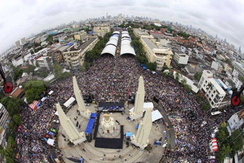 ม็อบราชดำเนิน