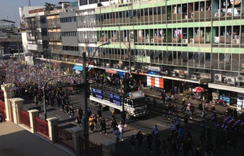 ม็อบราชดำเนิน