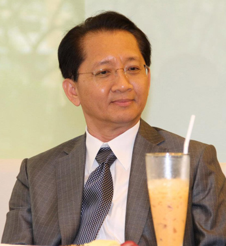 ธีระชัย ภูวนาถนรานุบาล