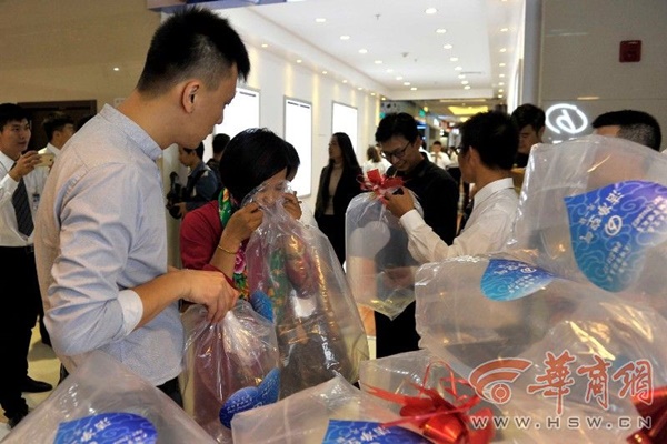 ขายอากาศบริสุทธิ์อัดถุง