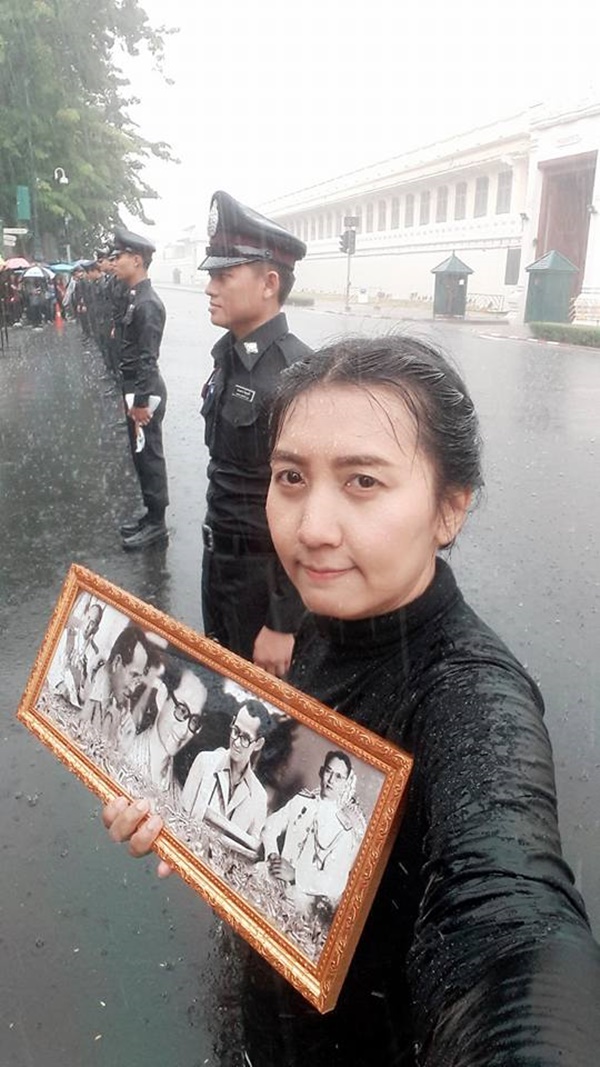 ภาพแห่งความจงรักภักดี