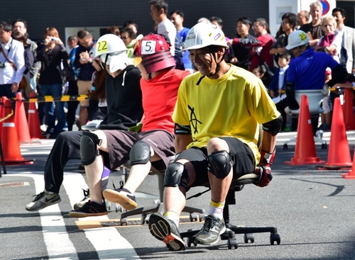 ญี่ปุ่นเลยจัดแข่งขัน อิสุ วัน กรังปรีซ์ 