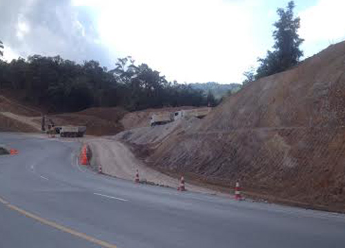 โค้ง 100 ศพ