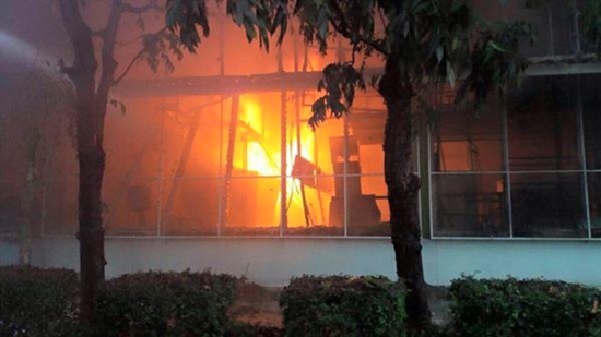 ไฟไหม้โรงงานผลิตรองเท้า