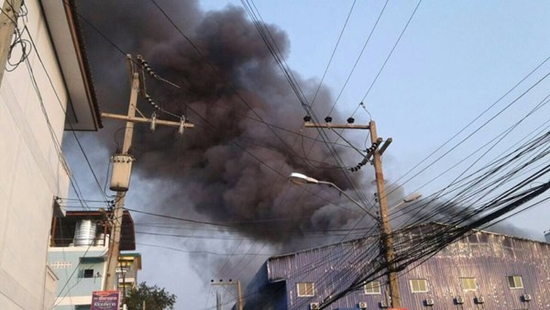 ไฟไหม้ แม็กซ์มวยไทยสเตเดียม 