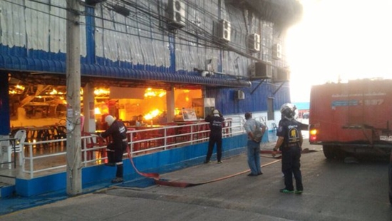 ไฟไหม้ แม็กซ์มวยไทยสเตเดียม 