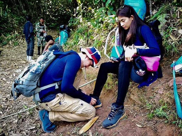 หลุยส์ สก๊อต 