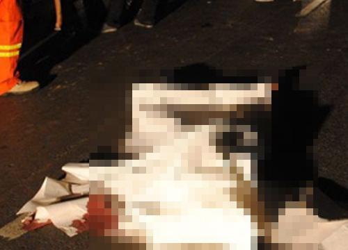  เก๋งชนพนักงานกวาดขยะสายไหม