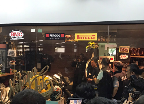 เบนซ์ เรซซิ่ง 