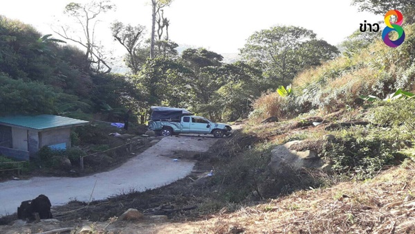 รถสองแถวนักท่องเที่ยวตกเขาขณะขึ้นภูทับเบิก 