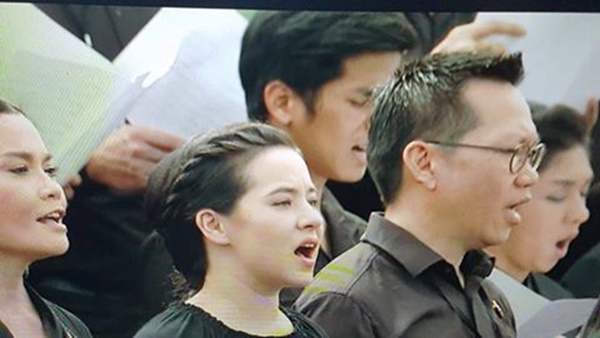 คุณพลอยไพลิน