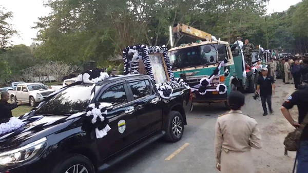 ไม้จันทร์หอม