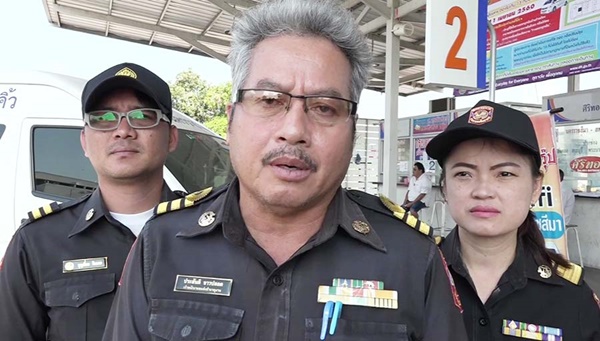  รถตู้โคราชไล่ผู้โดยสารลงกลางทาง 