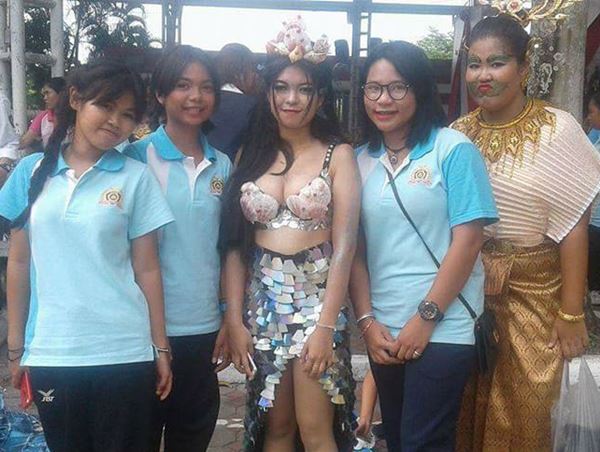 ประกวดแต่งกายชุดนางเงือก