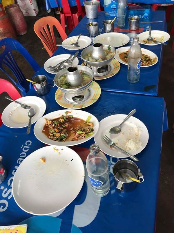 ลูกค้าโวยร้านอาหาร