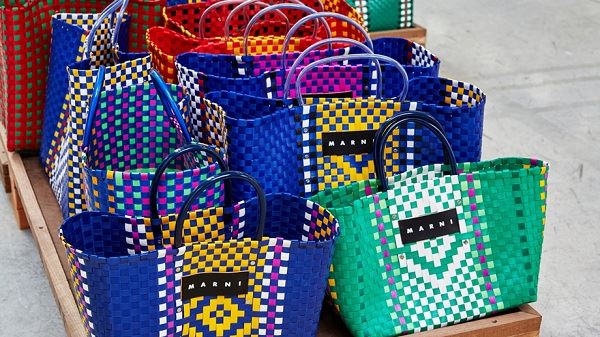 กระเป๋าแบรนด์ดัง 