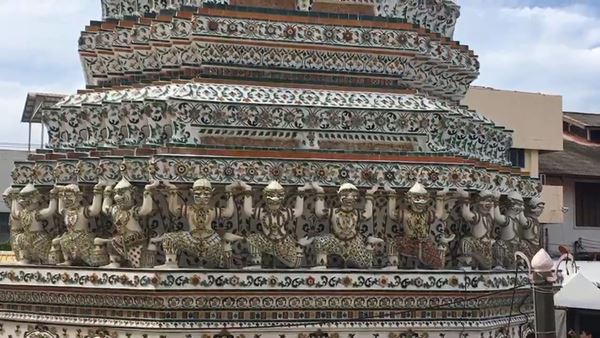 วัดอรุณราชวรารามราชวรมหาวิหาร