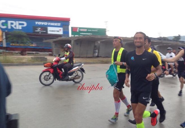 ตูน บอดี้สแลม