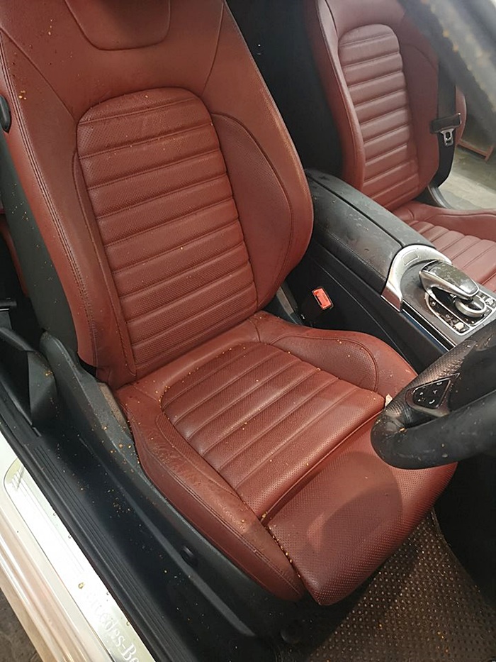 โดนพริกสาดหน้า