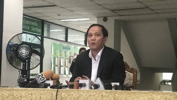  ป้าทุบรถ