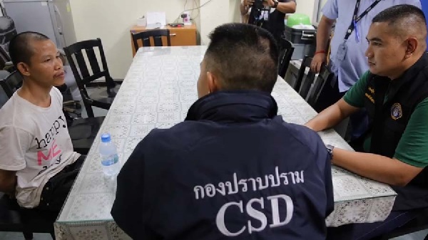 ฟันหัวพ่อบังเกิดเกล้าดับ