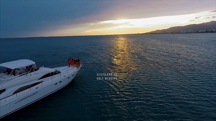 ทริปเซ็กส์ฉาว