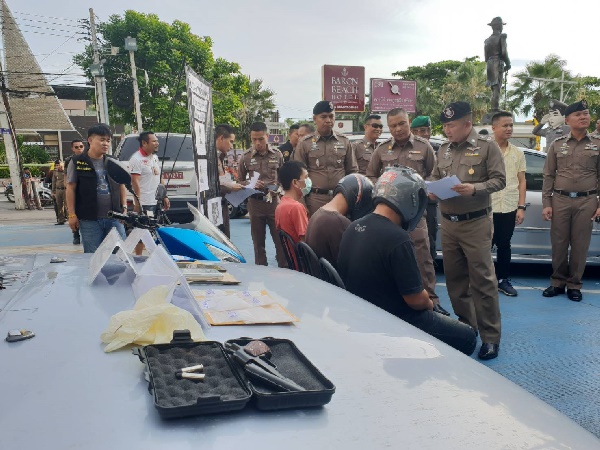 ตำรวจจับยาบ้า 