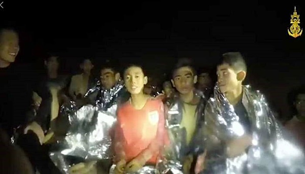 ทีมหมูป่าฯ หายในถ้ำหลวง