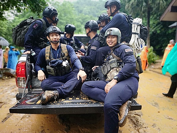 ทีม ว.35 ณ ถ้ำหลวง-ขุนน้ำนางนอน