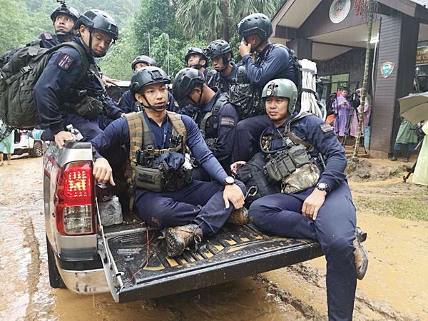 ทีม ว.35 ณ ถ้ำหลวง-ขุนน้ำนางนอน
