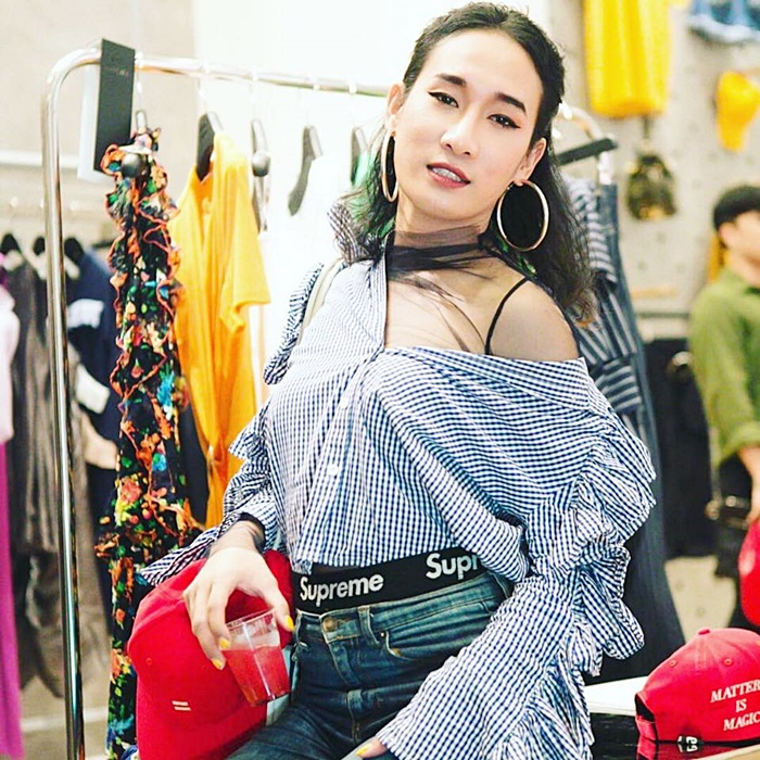 เซนติเมตร พิธีกร ล้นตู้