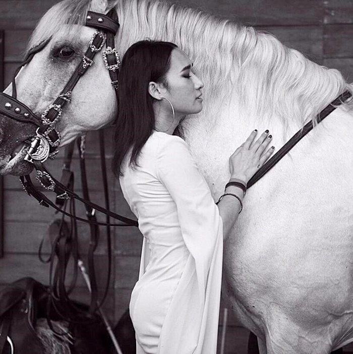 เซนติเมตร พิธีกร ล้นตู้