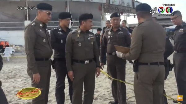 ดวลปืนกลางหาดเฉวง 