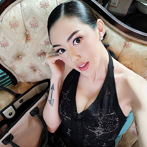 เก๋ เลเดอเรอร์