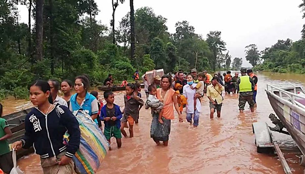 ลาวเขื่อนแตก