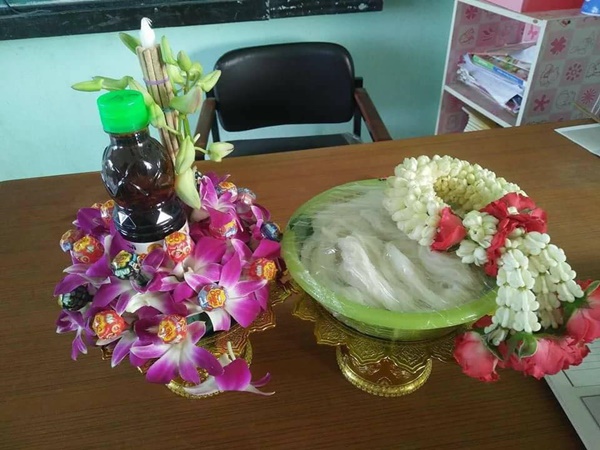 พานไหว้ครู