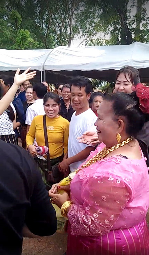  แม่ตู้พัน เศรษฐีนีชาวลาว 