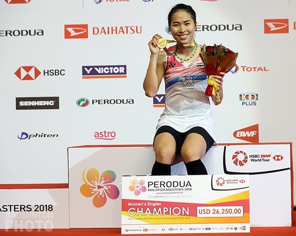   เมย์ รัชนก 