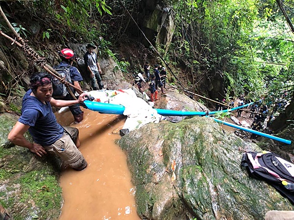 ทีมหมูป่าฯ หายในถ้ำหลวง