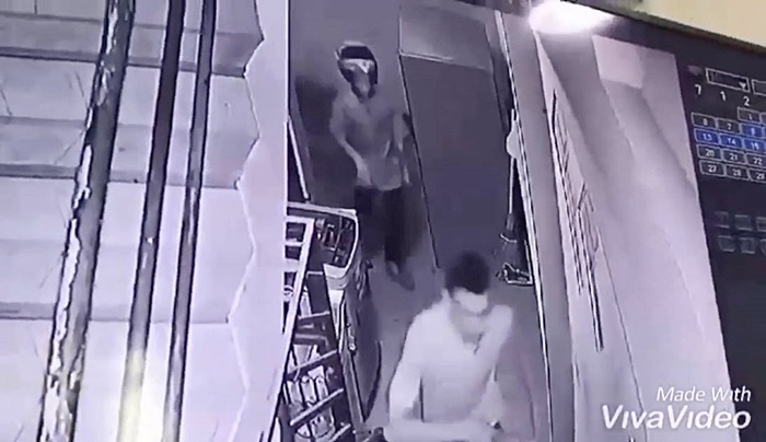 แก๊งโจ๋อ้างเป็นตำรวจ